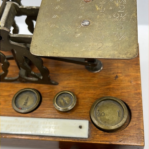 Antique letter scale and 1949 scale and pouch - Picture 7 of 11